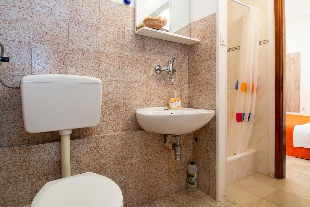 Split Accommodation Стая снимка
