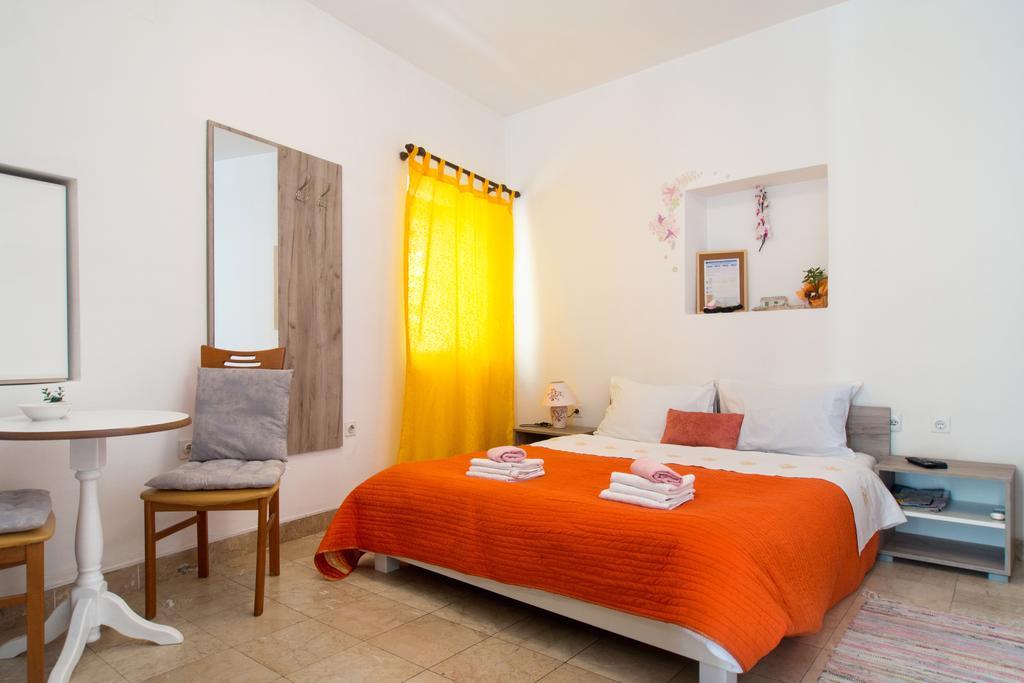 Split Accommodation Стая снимка
