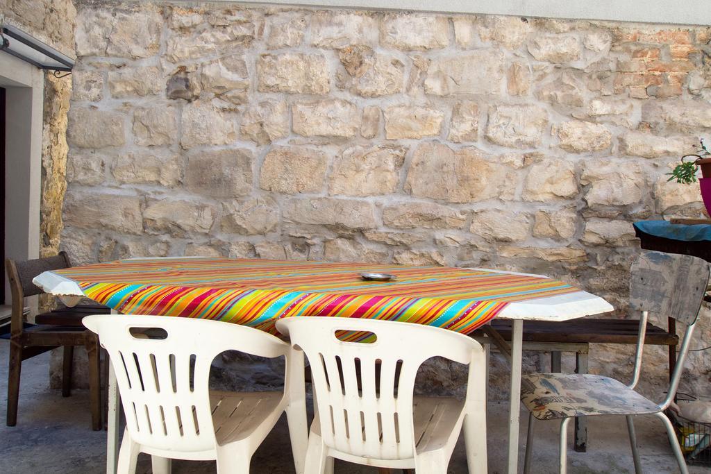 Split Accommodation Стая снимка
